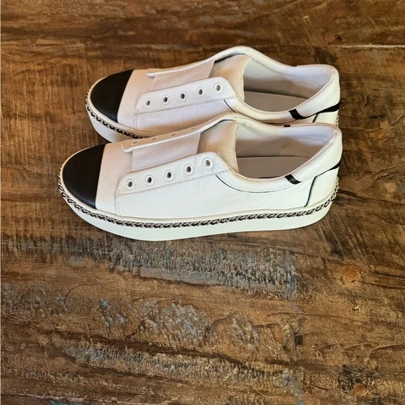 Karl Lagerfeld Axelle Laceless Sneakers - Picture 6 of 6